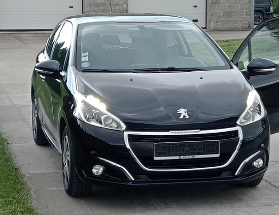 Peugeot 208 cena 24900 przebieg: 139000, rok produkcji 2015 z Limanowa małe 277
